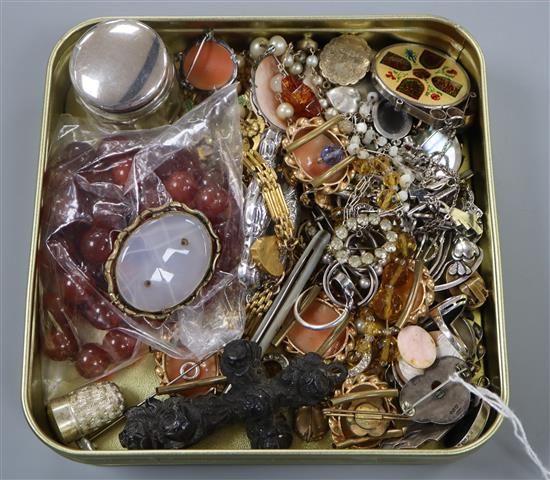 An early 20th century Charles Horner silver and enamel brooch(a.f.), a Horner thimble and other assorted jewellery.